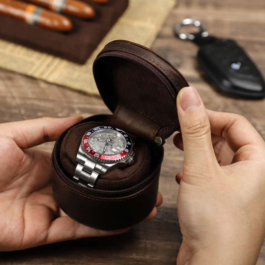 VCD-E premium handcrafted retro fashion oval shape 1-slot watch travel case with high quality teeth zipper closure. 